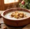 Ni marisco ni caviar: La Sopa de Almendras (o de Ajo), el lujo humilde de nuestras abuelas en Navidad